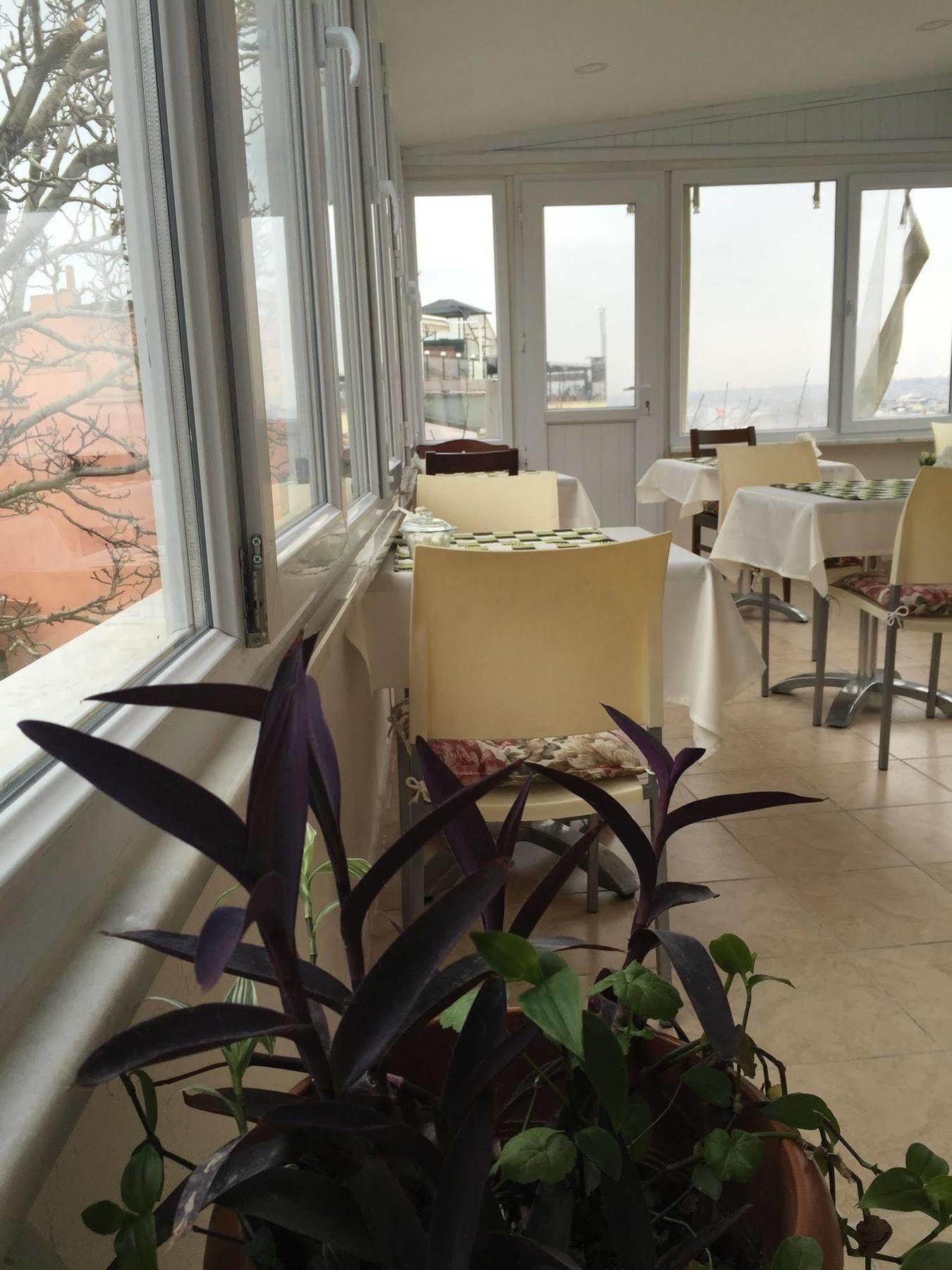 Elisa Hotel イスタンブール エクステリア 写真